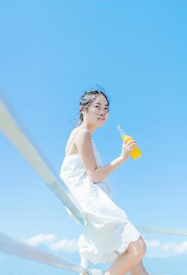震惊！邻居家的秘密？一部电影引发的思考：<strong>女邻居</strong>的<strong>生活</strong>与<strong>电影</strong>中的<strong>影像</strong>！