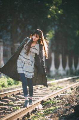 隔壁邻居的秘密？3部令人心跳加速的<strong>精油按摩</strong>影片！你敢看吗？！